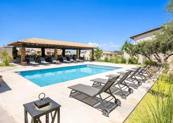 Private Sanctuary 4Br Home With Pool And Gym