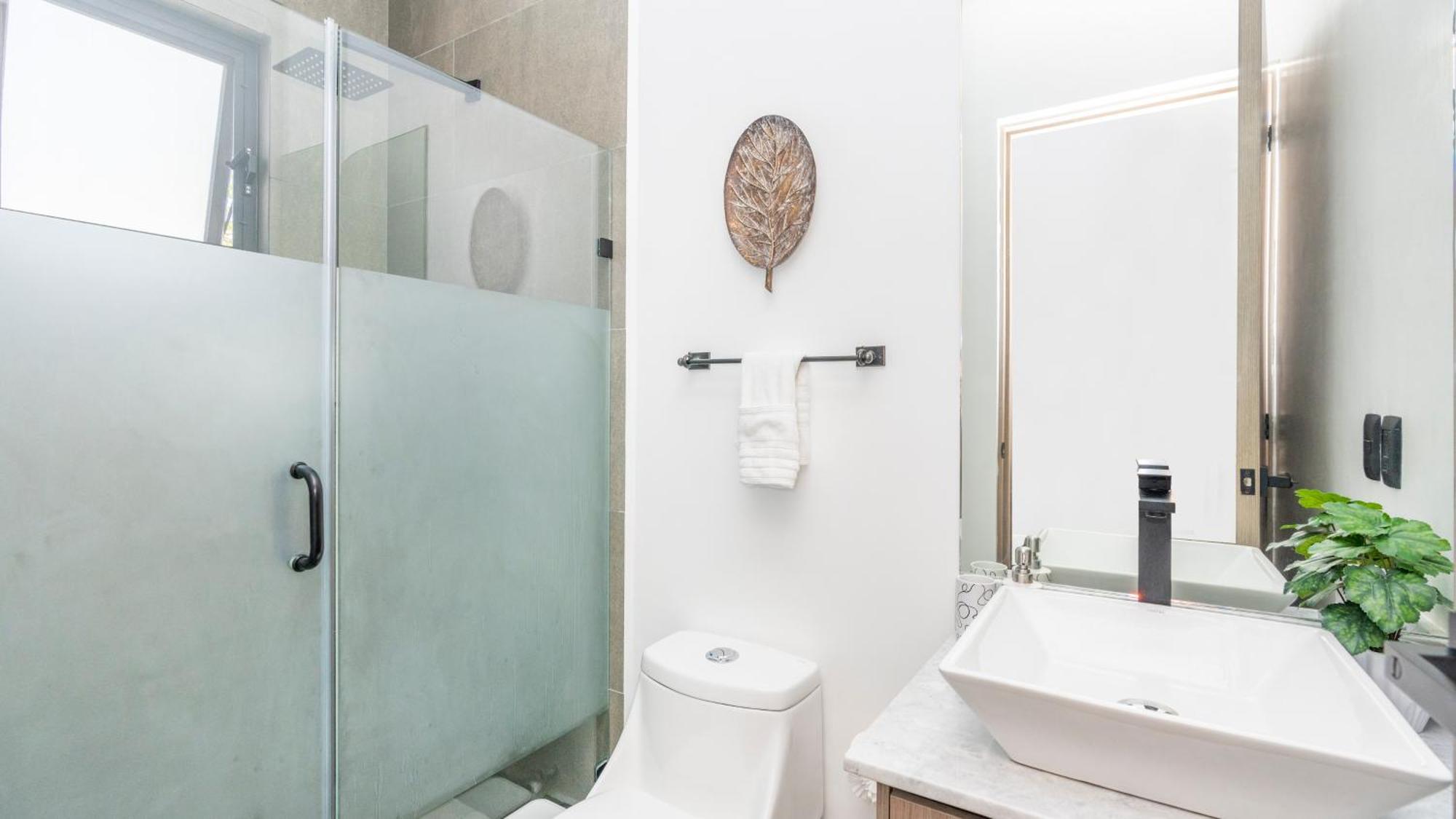 Private Sanctuary 4br With Pool And Gym Holiday home